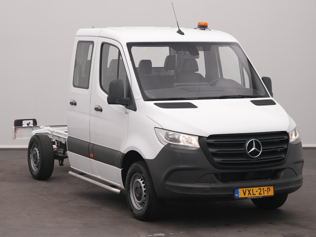Mercedes Sprinter 311 CDI 4X2 Chassis cabine Chassis Cabine Dubbel Cabine Trekhaak Cruise MBUX CarPlay APK 08-2027 Euro6 Chassis Cabin Fahrgestell – foto 4 – kavel bij BAS World Au