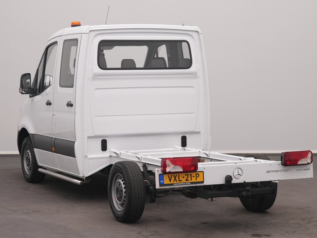 Mercedes Sprinter 311 CDI 4X2 Chassis cabine Chassis Cabine Dubbel Cabine Trekhaak Cruise MBUX CarPlay APK 08-2027 Euro6 Chassis Cabin Fahrgestell – foto 5 – kavel bij BAS World Au