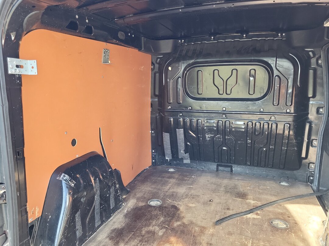 Opel Combo 1.3 CDTi L1H1 EcoFlex 90pk MOT: 14-04-2027 – foto 9 – kavel bij BAS World Auctions, Zwolle