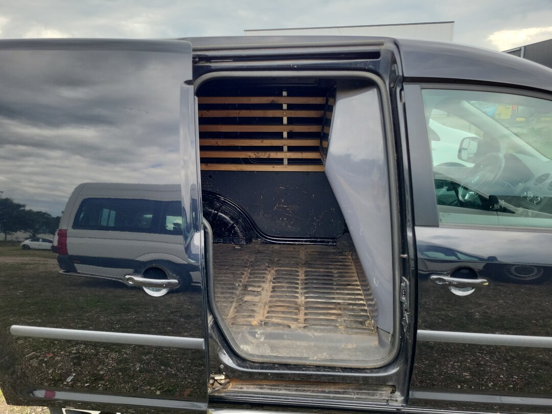 Volkswagen Caddy 1.6 TDI Automatic, Leather, Navigation 102PK – foto 5 – kavel bij BAS World Auctions, Zwolle