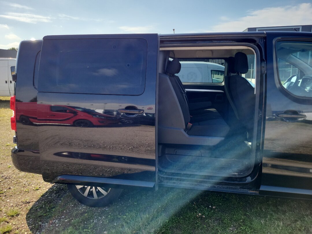 Peugeot Expert 2.0 BlueHDI Double Cabin Premium, Airco, Navi EURO6 – foto 6 – kavel bij BAS World Auctions, Zwolle