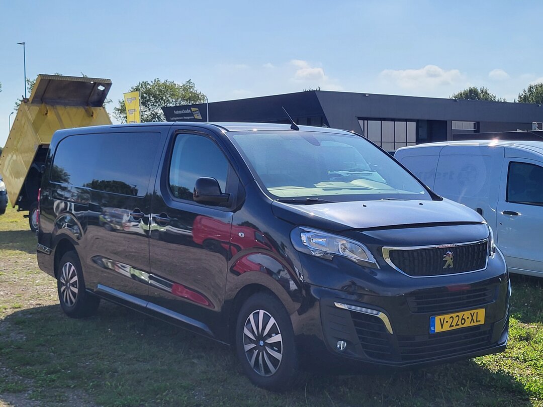 Peugeot Expert 2.0 BlueHDI Double Cabin Premium, Airco, Navi EURO6 – foto 3 – kavel bij BAS World Auctions, Zwolle