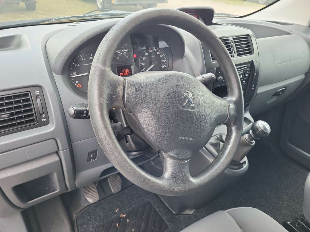 Peugeot Expert 2.0 HDI L1H1 MOT: 09-12-2026 – foto 4 – kavel bij BAS World Auctions, Zwolle