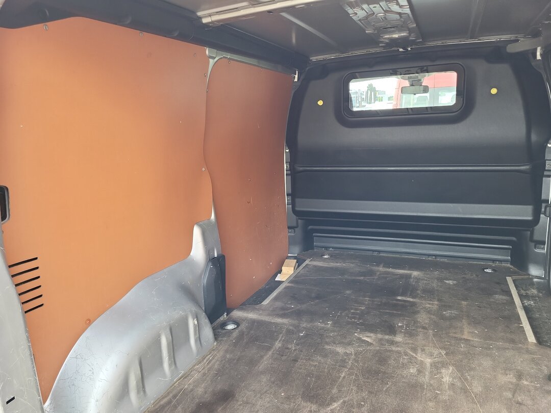 Peugeot Expert 120pk Closed van 231S 2.0 BlueHDI 120 Premium Euro 6 Airco MOT: 25-08-2027 – foto 8 – kavel bij BAS World Auctions, Zwolle