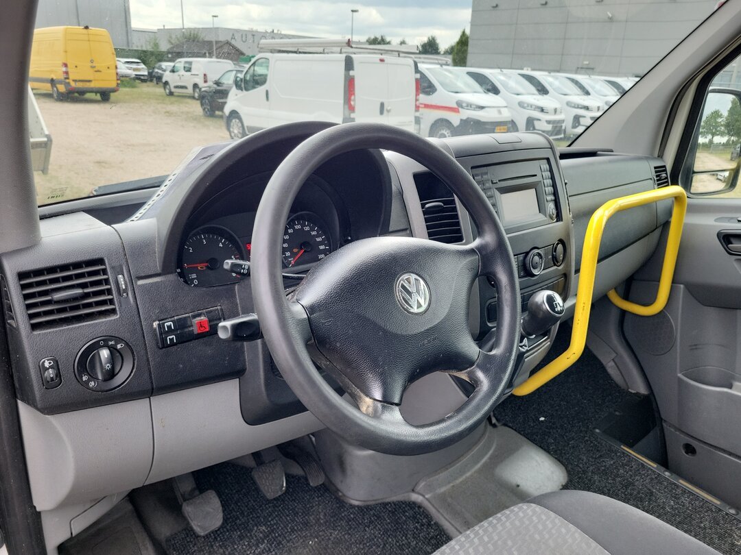 Volkswagen Crafter 109pk 9 Passenger transport 35 2.0 TDI L3H2 Cruise Control – foto 3 – kavel bij BAS World Auctions, Zwolle
