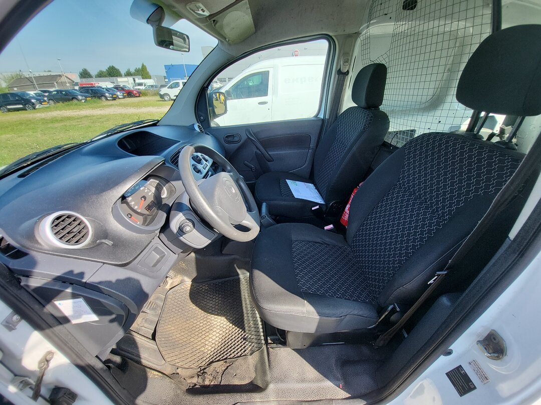 Renault Kangoo 75PK Closed van Expres 1.5 dCi 75 MOT: 09-12-2026 – foto 9 – kavel bij BAS World Auctions, Zwolle