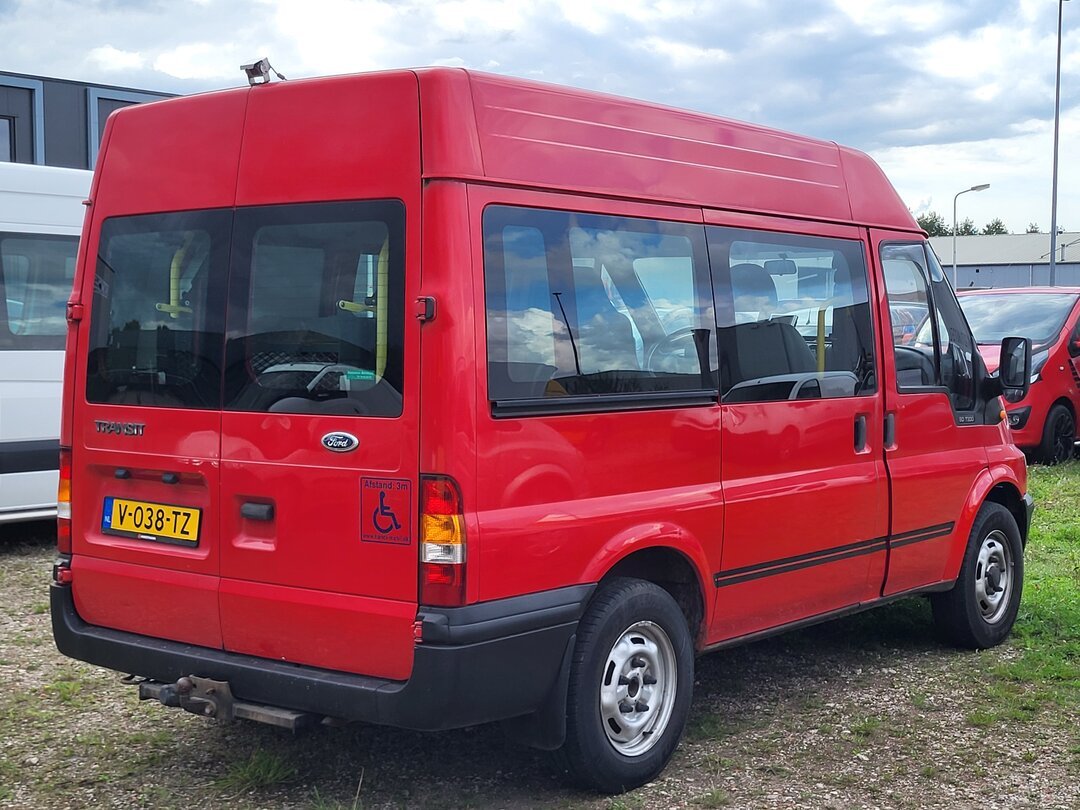 Ford Transit 300S 2.4 TDdi 90pk Wheelchair transport, Automatic – foto 8 – kavel bij BAS World Auctions, Zwolle