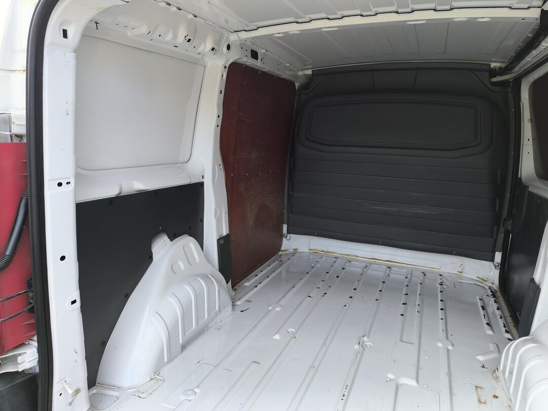 Peugeot Expert 128pk Closed van 227 2.0 HDI L1H1 Navteq 2 Airco MOT: 05-12-2026 – foto 6 – kavel bij BAS World Auctions, Zwolle
