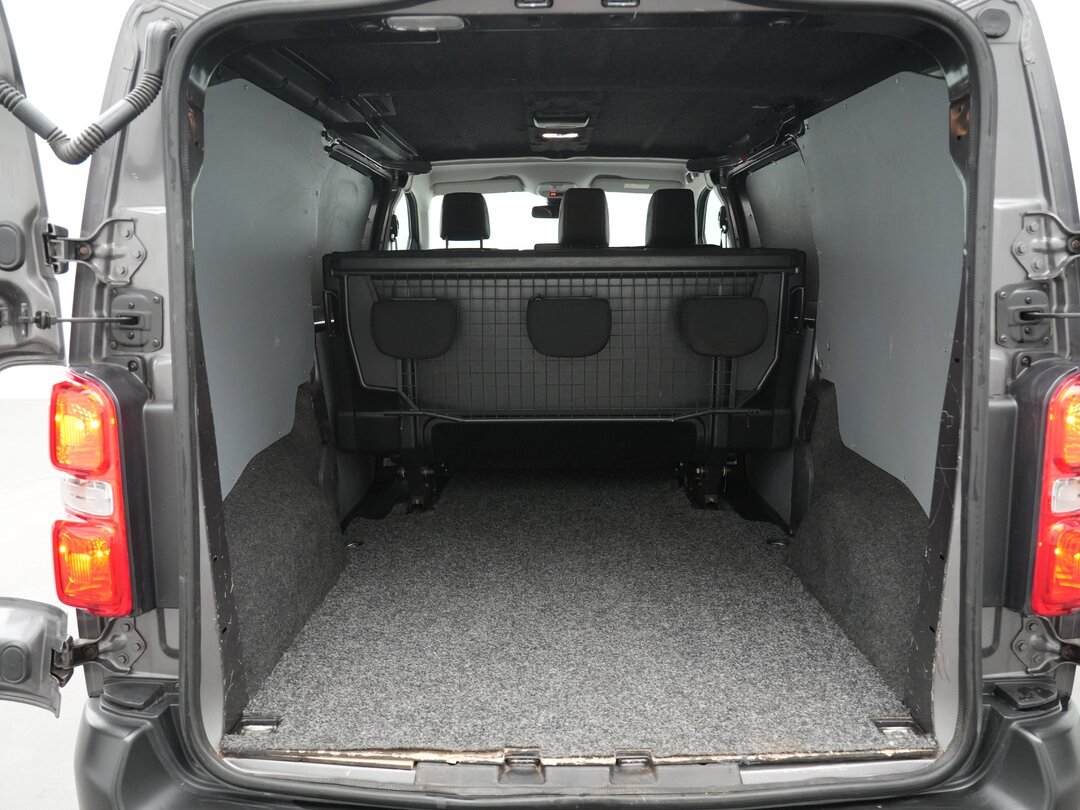 Toyota ProAce 116pk 2x Schuifdeur L2H1 Airco ruise Camera Parkeersensoren Euro6 L2 – foto 10 – kavel bij BAS World Auctions, Veghel