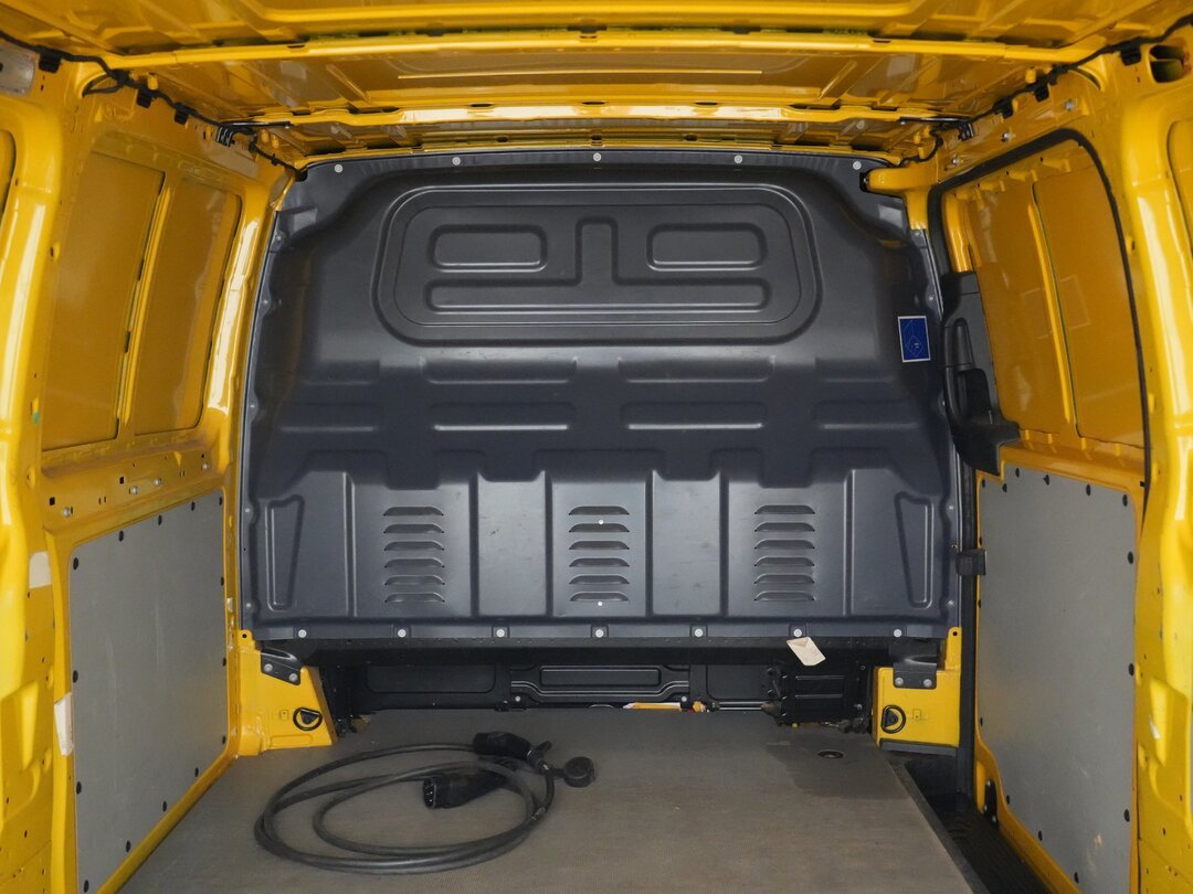 Mercedes eVito Closed van Elektrisch 41kWh 150km WLTP Airco Camera APK 03-2027 – foto 8 – kavel bij BAS World Auctions, Veghel