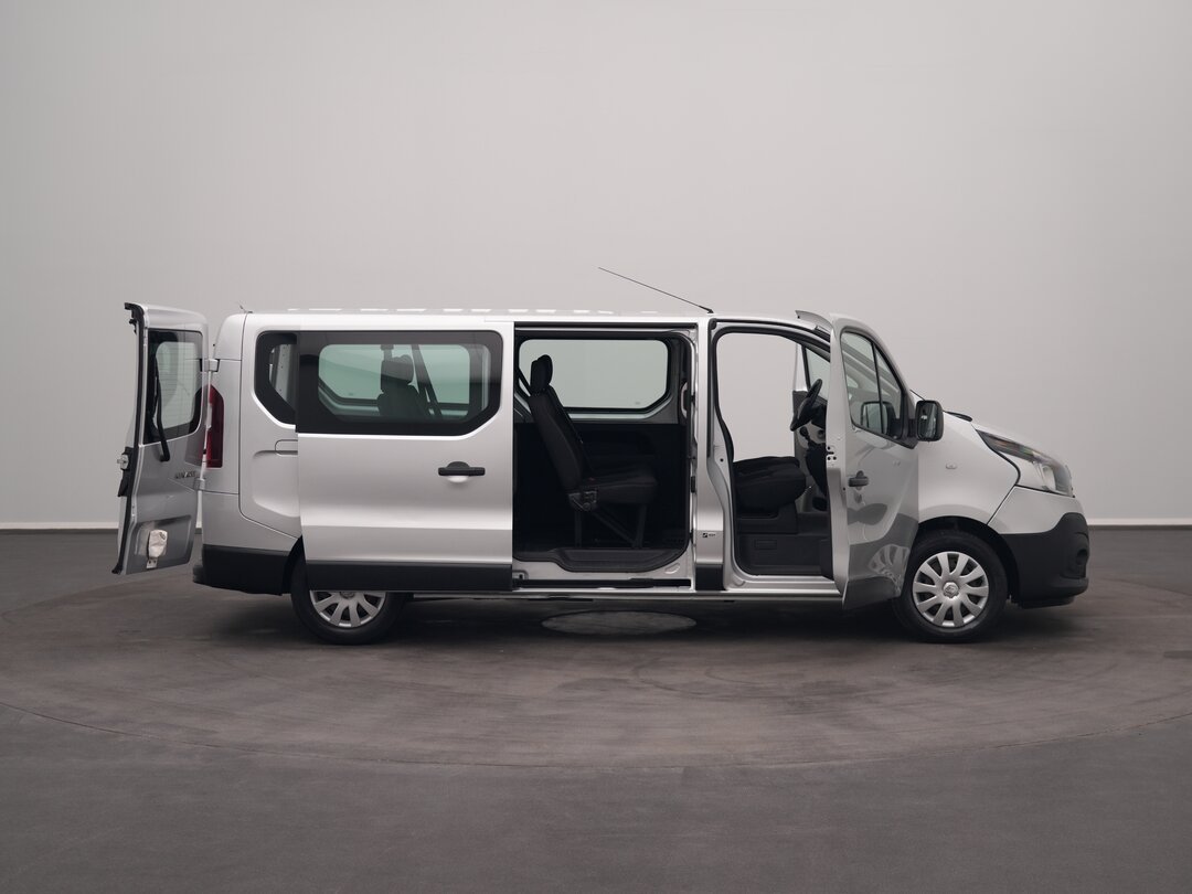 Renault Trafic 120pk Passenger transport Personenvervoer 9-Persoons Airco Cruise Parkeersensoren Euro6 Passenger Transport TV Taxi – foto 7 – kavel bij BAS World Auctions, Veghel