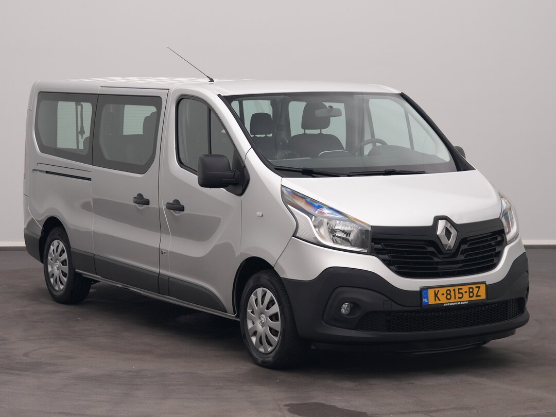 Renault Trafic 120pk Passenger transport Personenvervoer 9-Persoons Airco Cruise Parkeersensoren Euro6 Passenger Transport TV Taxi – foto 4 – kavel bij BAS World Auctions, Veghel