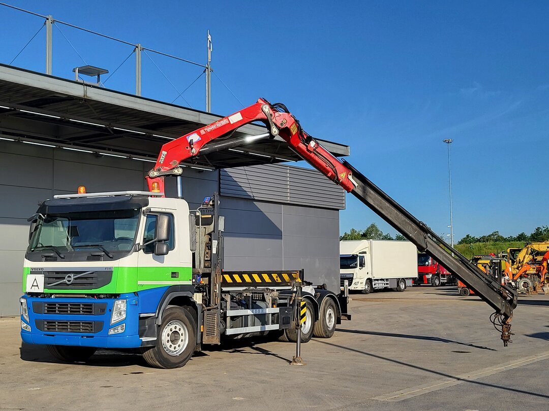 Volvo FM 370 Containersystem HMF 2200-K3 Kran Crane VDL S21-6200 Hooklift Lift+steering axle Euro 5 – foto 5 – kavel bij BAS World Auctions, Veghel