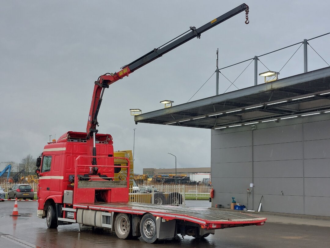 DAF XF 440 Open HMF 900-K2 Kran Winch Lift-Lenkachse – foto 2 – kavel bij BAS World Auctions, Veghel
