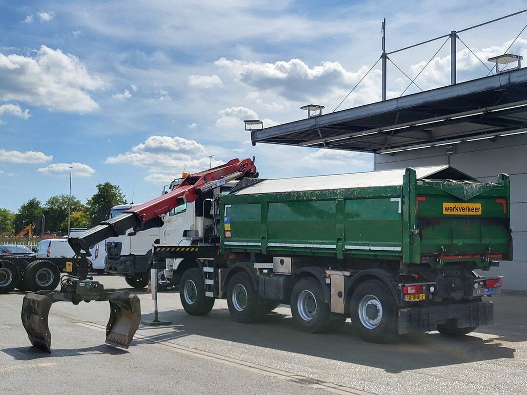 TATRA Tatra Phoenix Tipper NL-Truck HMF 1943Z Crane87800 17m3 HSW Big-Axle Steering-Axle 8x6 Automatic Euro 6 – foto 4 – kavel bij BAS World Auctions, Veghel