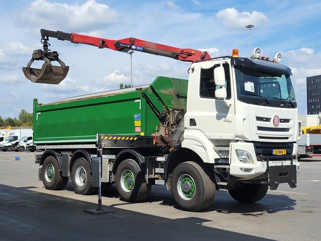 TATRA Tatra Phoenix Tipper NL-Truck HMF 1943Z Crane87800 17m3 HSW Big-Axle Steering-Axle 8x6 Automatic Euro 6 – foto 3 – kavel bij BAS World Auctions, Veghel