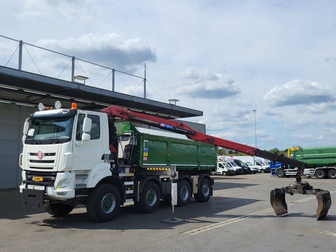 TATRA Tatra Phoenix Tipper NL-Truck HMF 1943Z Crane87800 17m3 HSW Big-Axle Steering-Axle 8x6 Automatic Euro 6 – foto 5 – kavel bij BAS World Auctions, Veghel