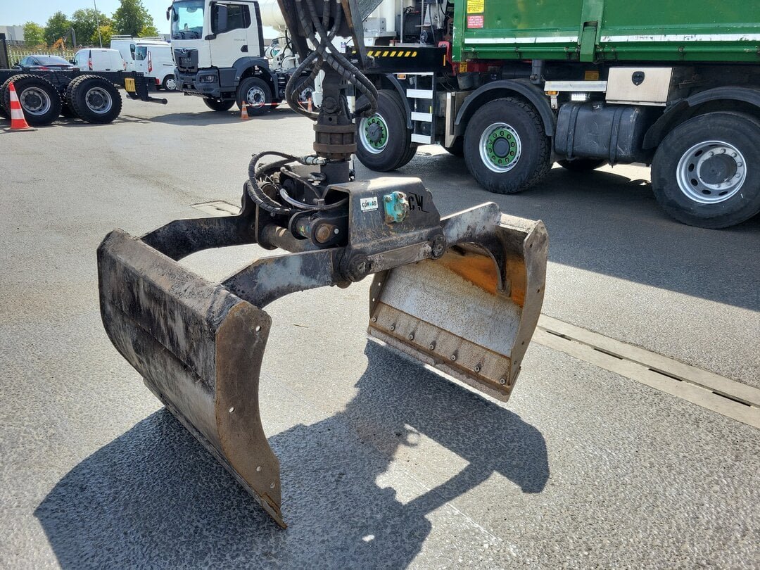 TATRA Tatra Phoenix Tipper NL-Truck HMF 1943Z Crane87800 17m3 HSW Big-Axle Steering-Axle 8x6 Automatic Euro 6 – foto 6 – kavel bij BAS World Auctions, Veghel