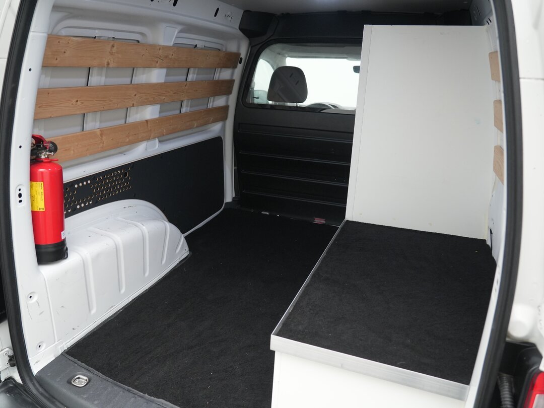 Volkswagen Caddy 2.0 TDI L1H1 BMT 4Motion Comfortline 122pk EURO6 2018 – foto 10 – kavel bij BAS World Auctions, Veghel
