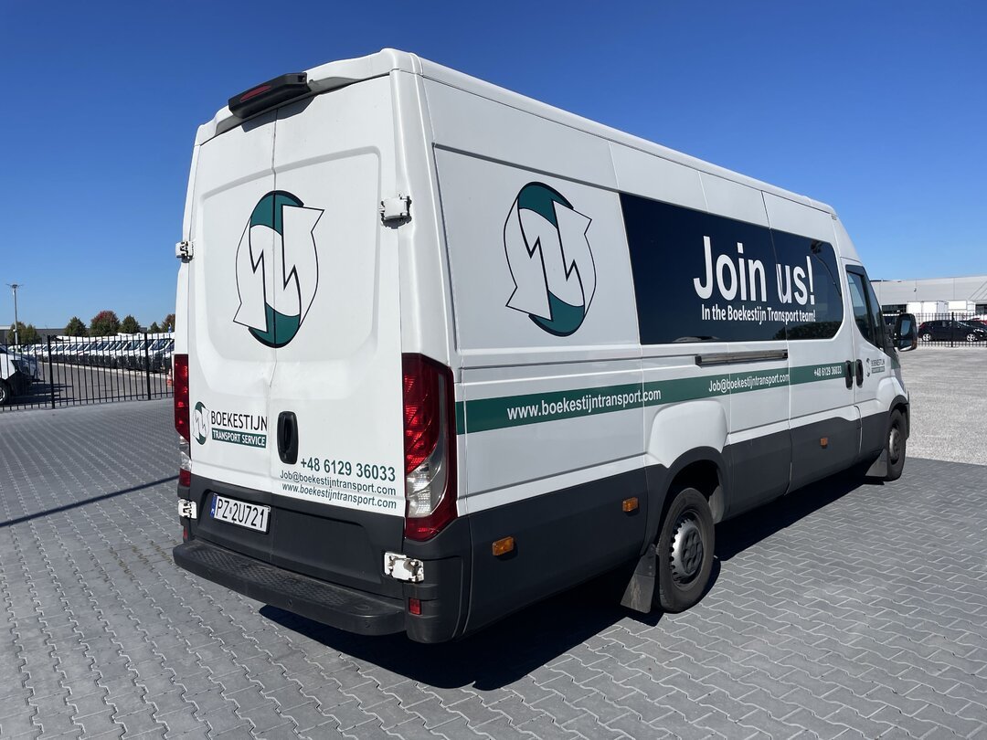 Iveco Daily 35S18 3.0L Automatic, 9 Passenger transport 2019 – foto 4 – kavel bij BAS World Auctions, Veghel
