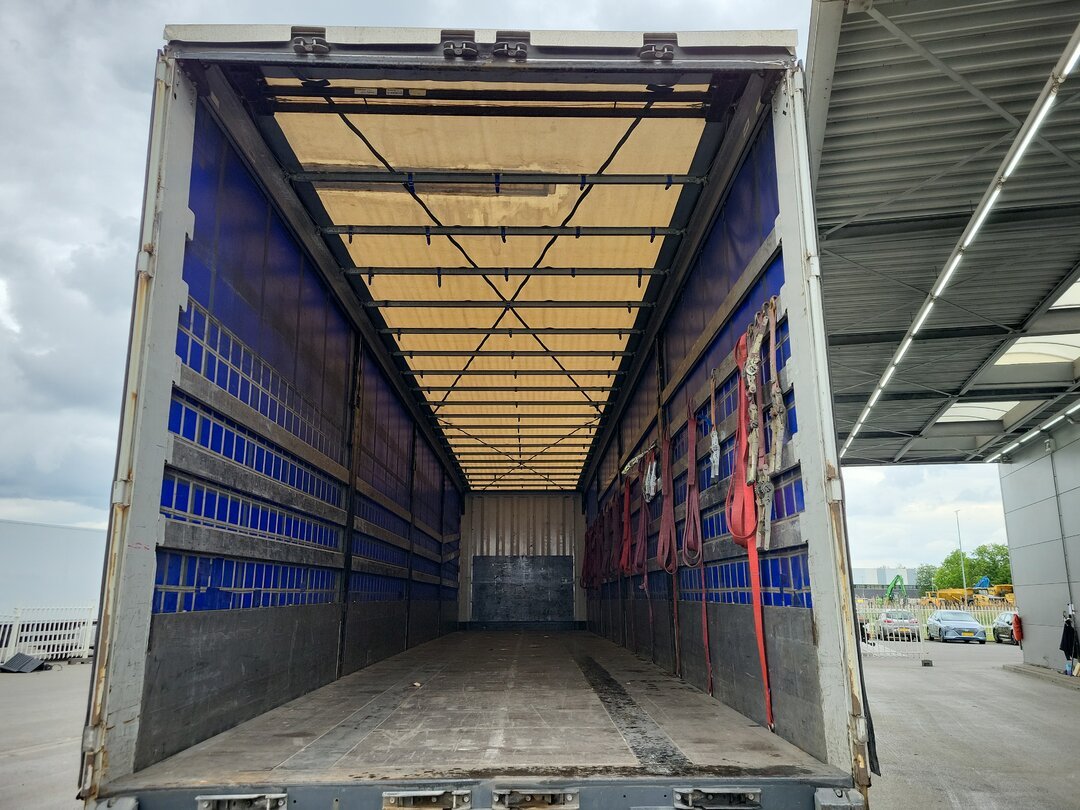 Krone SD Curtainsides Anti Vandalism Sliding Roof – foto 8 – kavel bij BAS World Auctions, Veghel