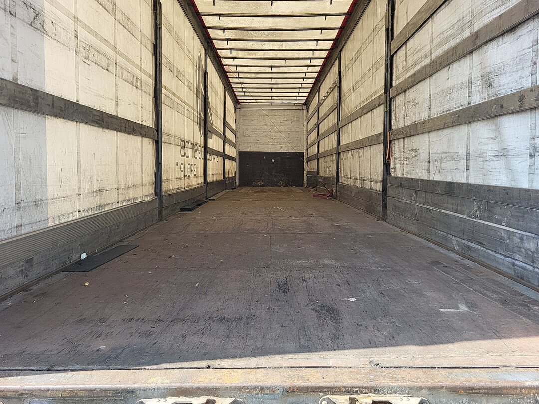 Schmitz S3 Curtainsides – foto 10 – kavel bij BAS World Auctions, Veghel