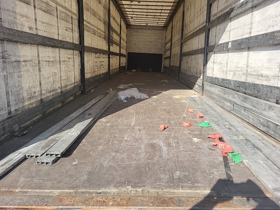 Schmitz S3 Curtainsides Mega Lift+Sliding Roof – foto 9 – kavel bij BAS World Auctions, Veghel