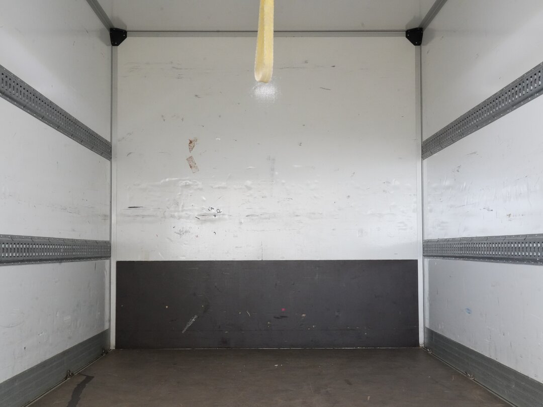 Renault Master 145PK Closed box Taillift Bakwagen LED Airco Cruise Camera Euro6 Meubelbak Koffer – foto 9 – kavel bij BAS World Auctions, Veghel