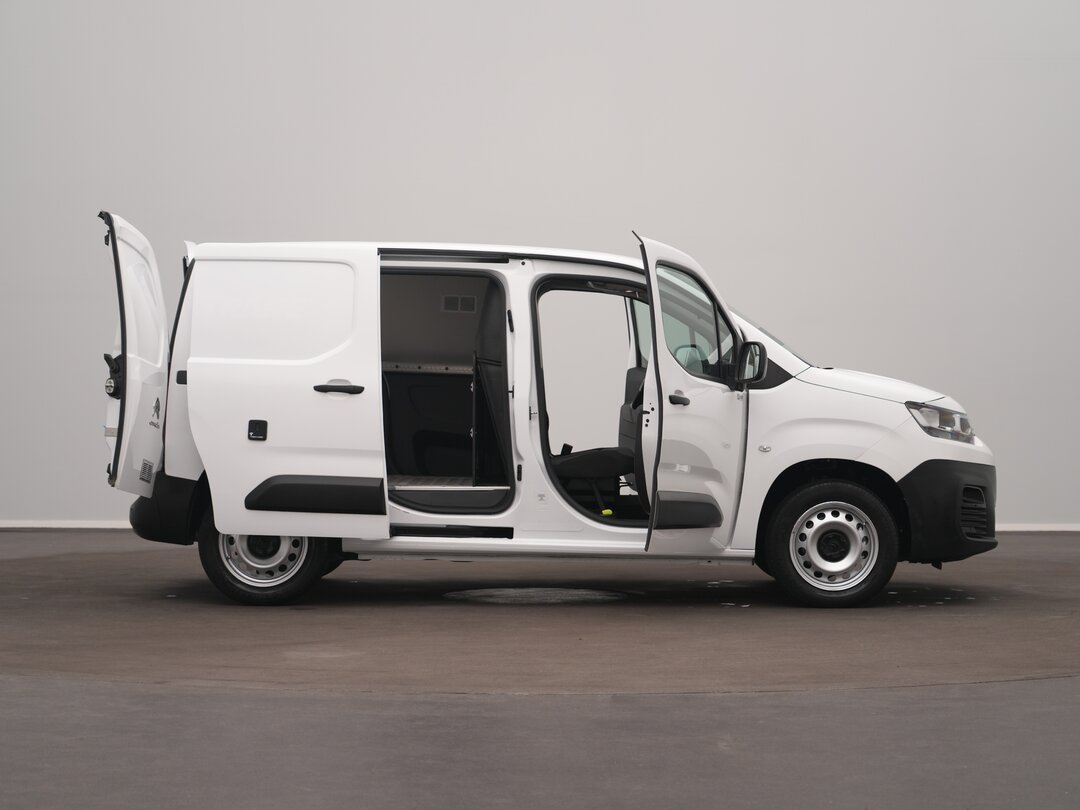 Citroën Berlingo 110pk Closed van Benzine! L1H1 Airco Navi Cruise Carplay Camera Parkeersensoren Euro6 L1 Compact – foto 6 – kavel bij BAS World Auctions, Veghel