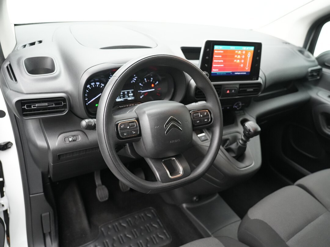Citroën Berlingo 110pk Closed van Benzine! L1H1 Airco Navi Cruise Carplay Camera Parkeersensoren Euro6 L1 Compact – foto 5 – kavel bij BAS World Auctions, Veghel