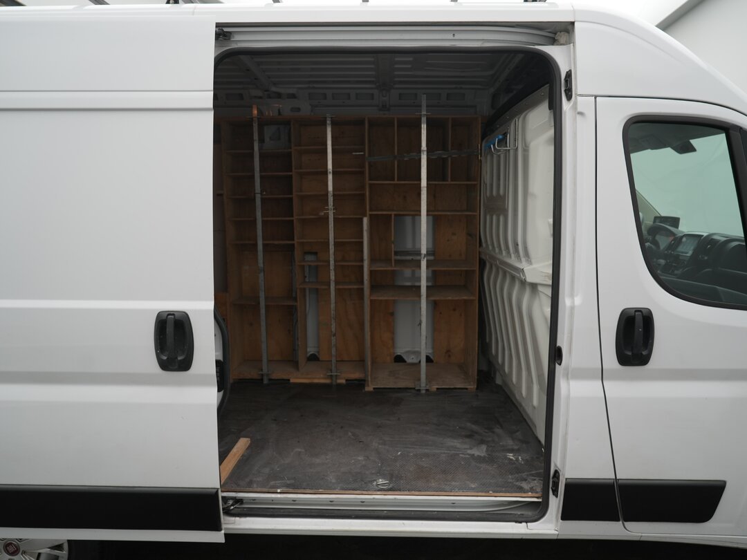 Fiat e-Ducato 79kWh Closed van Long Range Electric L2H2 AC/Climate Navi Imperiaal Elektrisch – foto 7 – kavel bij BAS World Auctions, Veghel
