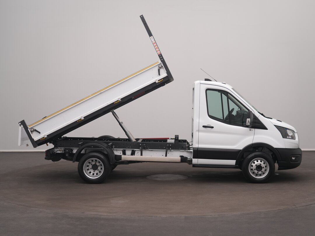 Ford Transit 165pk Tipper Kipper Dubbellucht 3,5t Trekhaak Airco Camera Euro6 Tipper Benne Kieper – foto 7 – kavel bij BAS World Auctions, Veghel