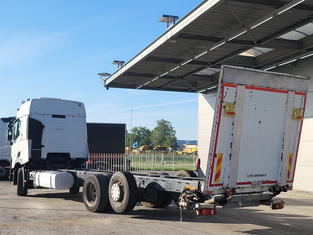 Renault T 380 Chassis Truck Standklima 2xThanks Cruise Control – foto 2 – kavel bij BAS World Auctions, Veghel