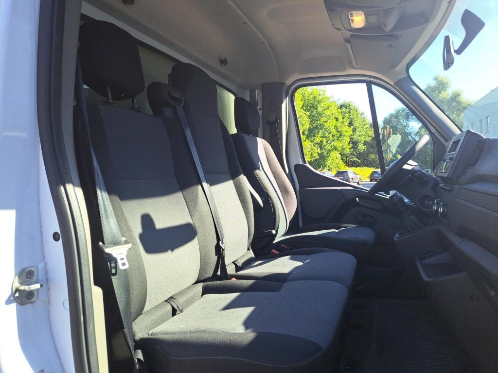 Nissan Interstar Closed Box Taillift EURO6 2024 – foto 5 – kavel bij BAS World Auctions, Veghel