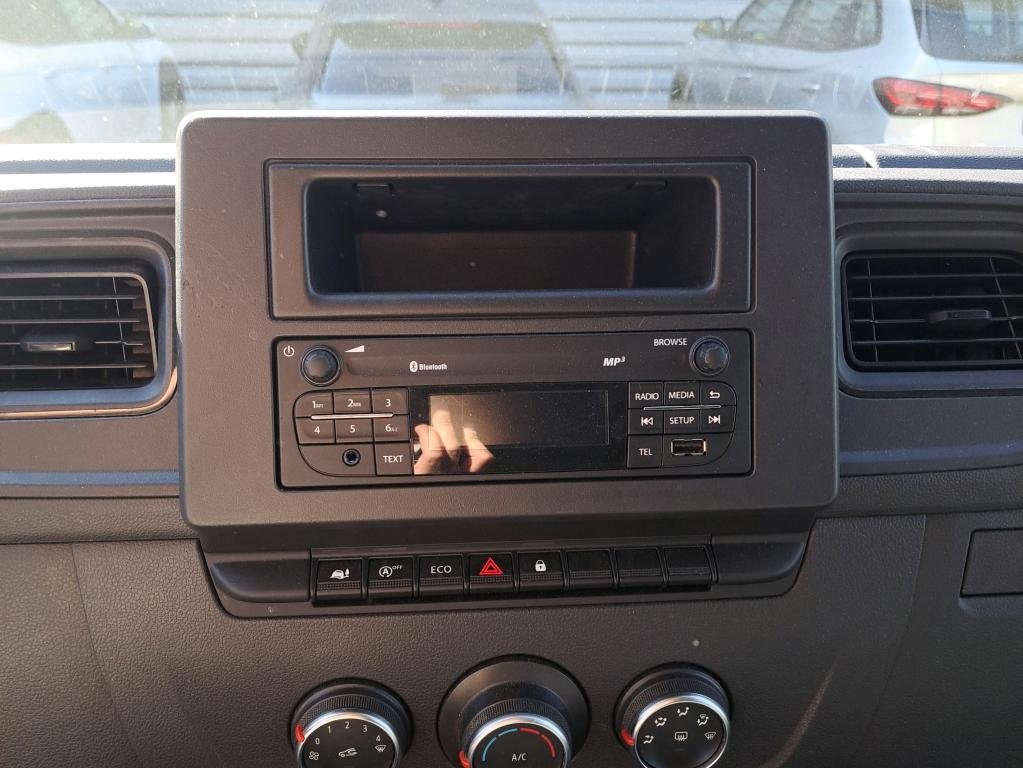 Nissan Interstar Closed Box Taillift EURO6 2024 – foto 7 – kavel bij BAS World Auctions, Veghel