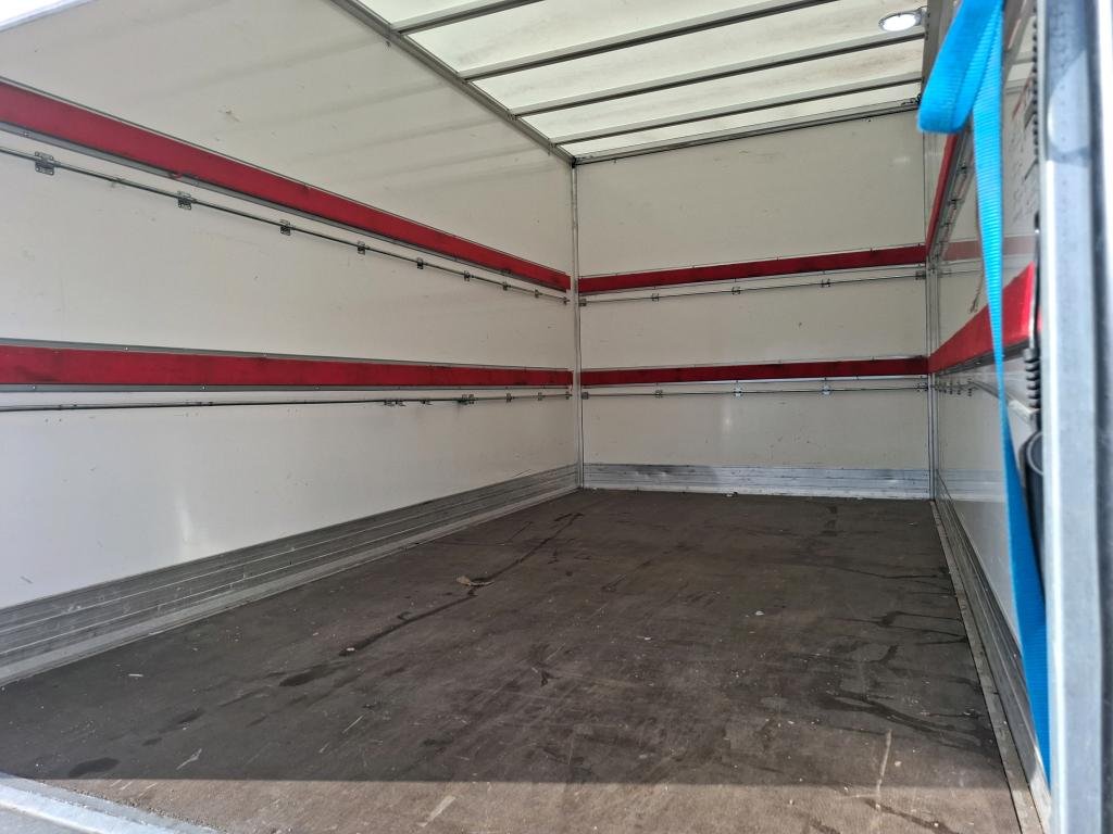Nissan Interstar Closed Box Taillift EURO6 2024 – foto 9 – kavel bij BAS World Auctions, Veghel