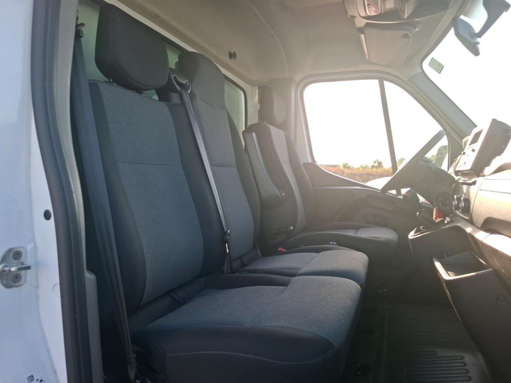 Nissan Interstar Closed Box Taillift EURO6 2024 – foto 5 – kavel bij BAS World Auctions, Veghel