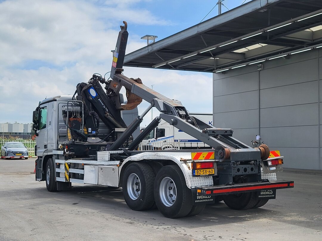 Mercedes Actros 2532 Containersystem NL-Truck HMF 1643 Z2 Crane Kran 21 tons VDL Hooklift Lift-Axle Euro 5 – foto 8 – kavel bij BAS World Auctions, Veghel