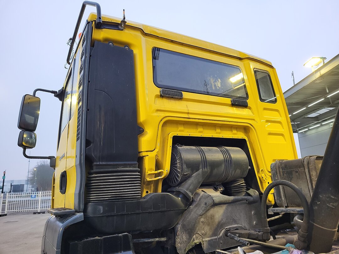 MAN TGA 41.440 Tipper 18m3 Meiller Tipper Steelsuspension 8x8 Big-Axle Manual Euro 4 – foto 2 – kavel bij BAS World Auctions, Veghel