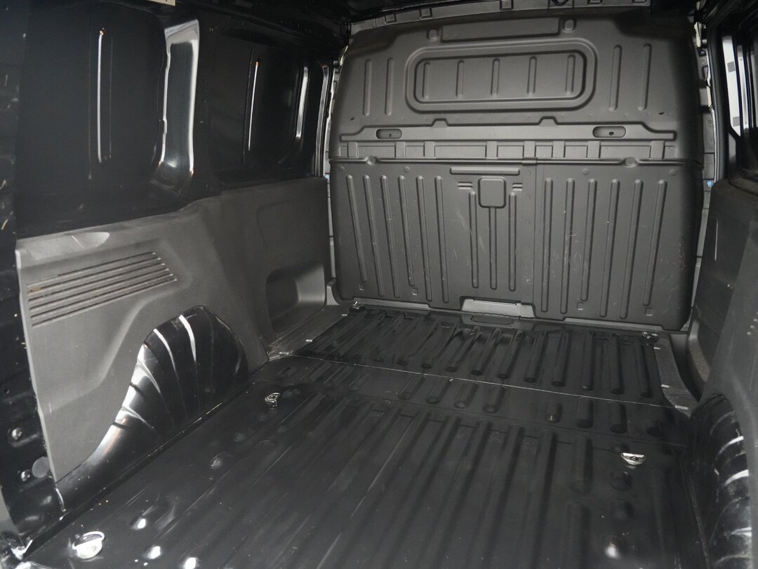 Opel Combo-e 50kWh Closed van Elektrisch Airco Cruise Parkeersensoren Electric – foto 10 – kavel bij BAS World Auctions, Veghel