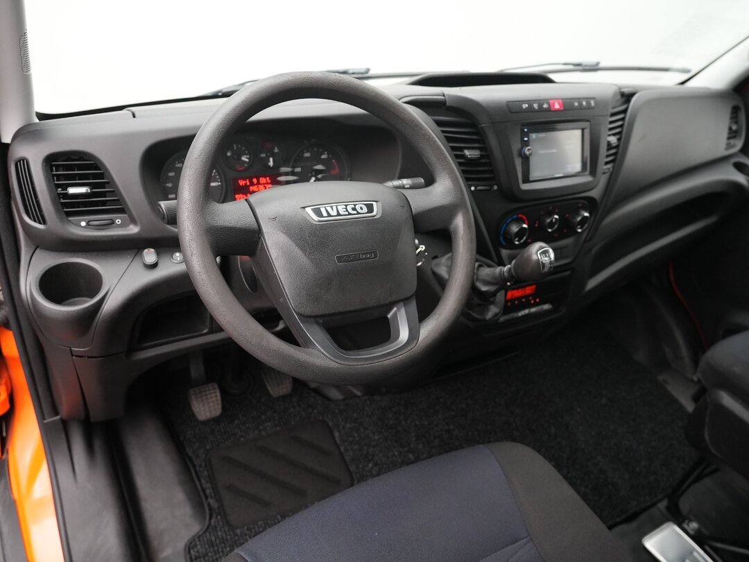 Iveco Daily 35C14 Open Laadklep Dubbellucht Open Laadbak 3,5t Trekhaak Airco Cruise Euro6 Pritsche Pickup – foto 3 – kavel bij BAS World Auctions, Veghel