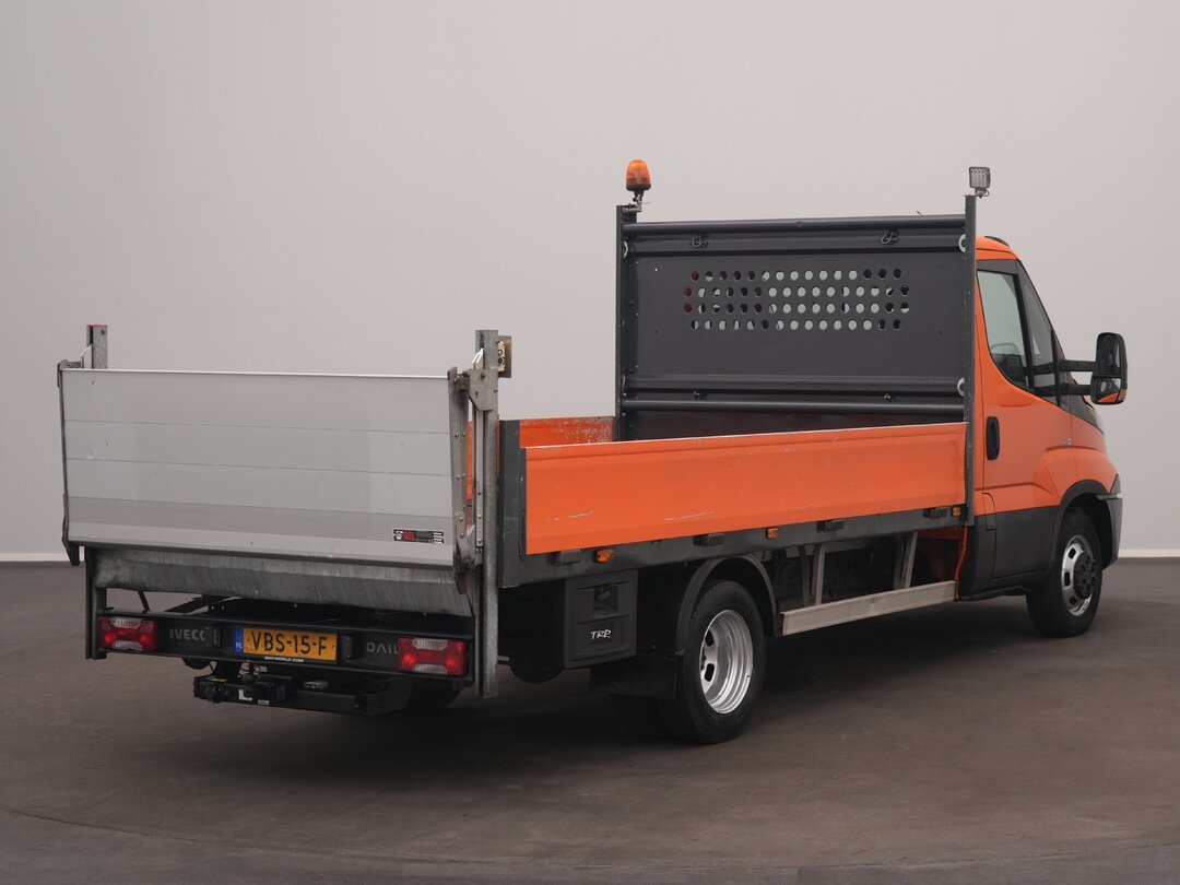 Iveco Daily 35C14 Open Laadklep Dubbellucht Open Laadbak 3,5t Trekhaak Airco Cruise Euro6 Pritsche Pickup – foto 2 – kavel bij BAS World Auctions, Veghel