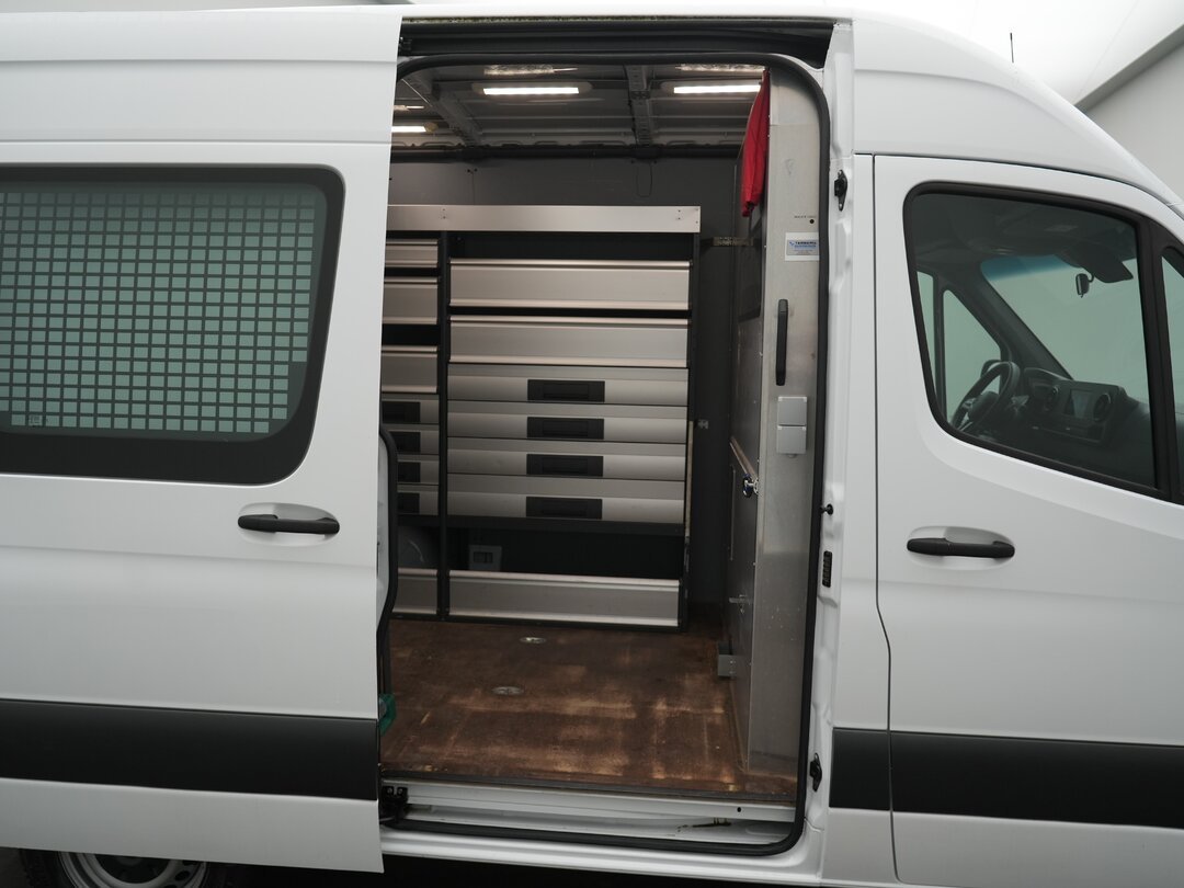 Mercedes Sprinter 314 CDI Closed van Automaat L1H2 Airco MBUX Camera Werkplaatsinrichting Euro6 – foto 7 – kavel bij BAS World Auctions, Veghel