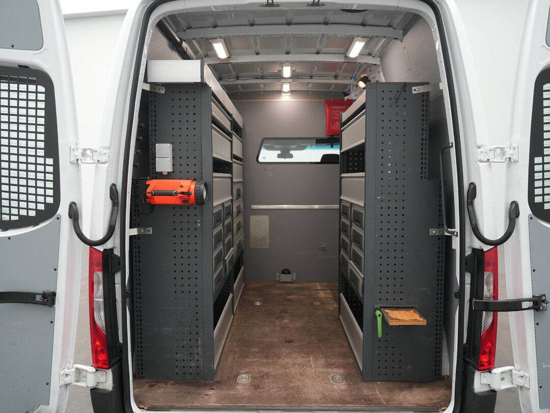 Mercedes Sprinter 314 CDI Closed van Automaat L1H2 Airco MBUX Camera Werkplaatsinrichting Euro6 – foto 10 – kavel bij BAS World Auctions, Veghel