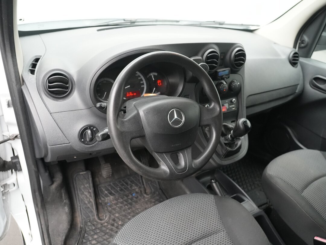 Mercedes Citan 111 CDI MOT 03-01-2027 Closed van – foto 3 – kavel bij BAS World Auctions, Veghel