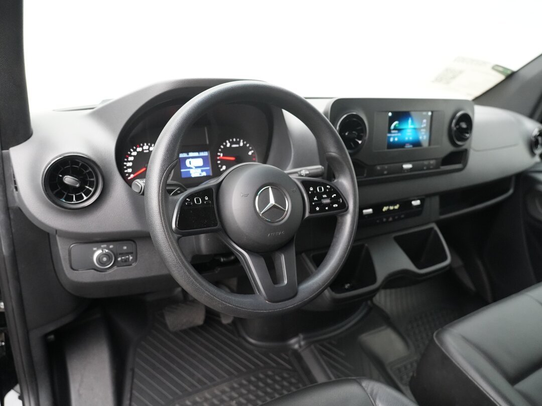 Mercedes Sprinter 317 CDI Closed van Automaat L3H2 3,5t Trekhaak AC/Climate MBUX Carplay Camera Parkeersensoren Euro6 L3 – foto 3 – kavel bij BAS World Auctions, Veghel
