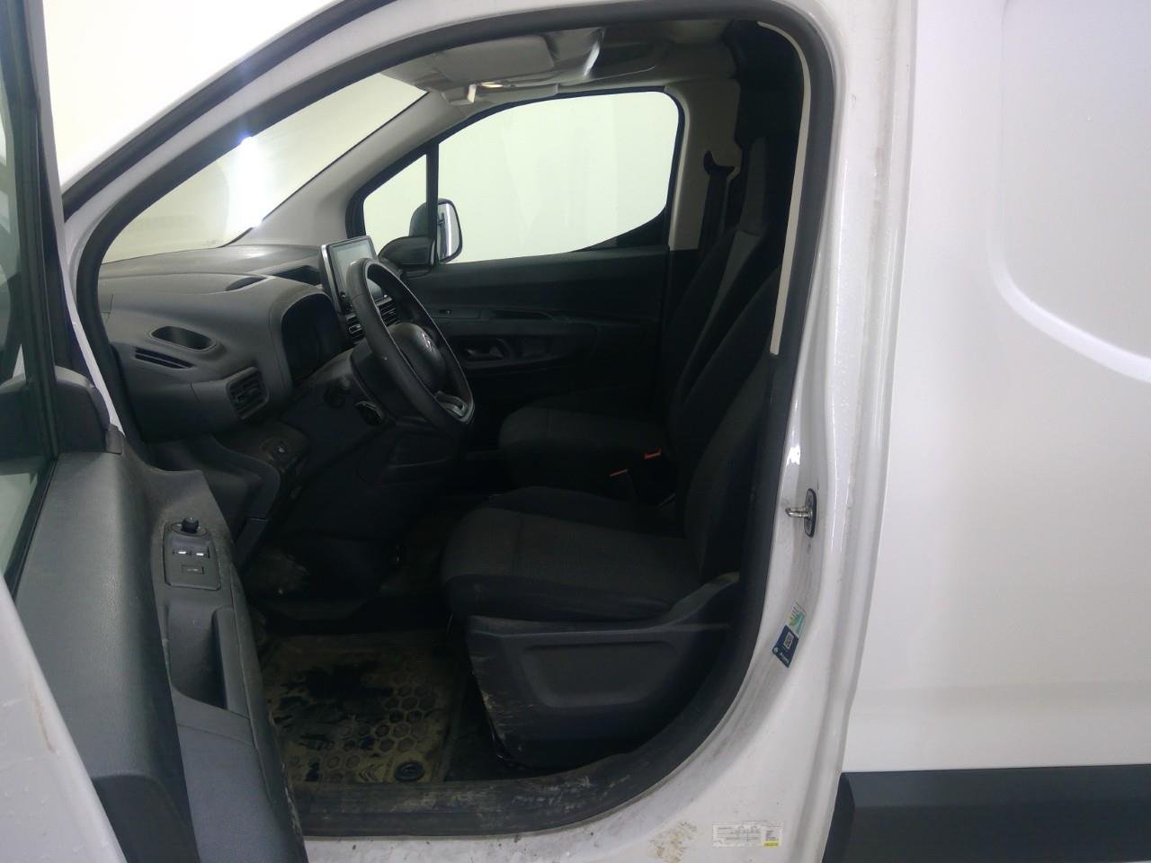 CITROËN Berlingo Van 1.5 BlueHDi 100 S;S 650kg Standaard L1 4d – foto 7 – kavel bij BAS World Auctions, Veghel