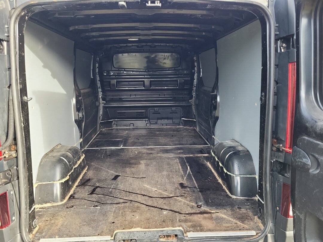 Renault Trafic 1.6 dCi L2H1 Comfort Energy 125PK EURO 6 2018 – foto 6 – kavel bij BAS World Auctions, Zwolle