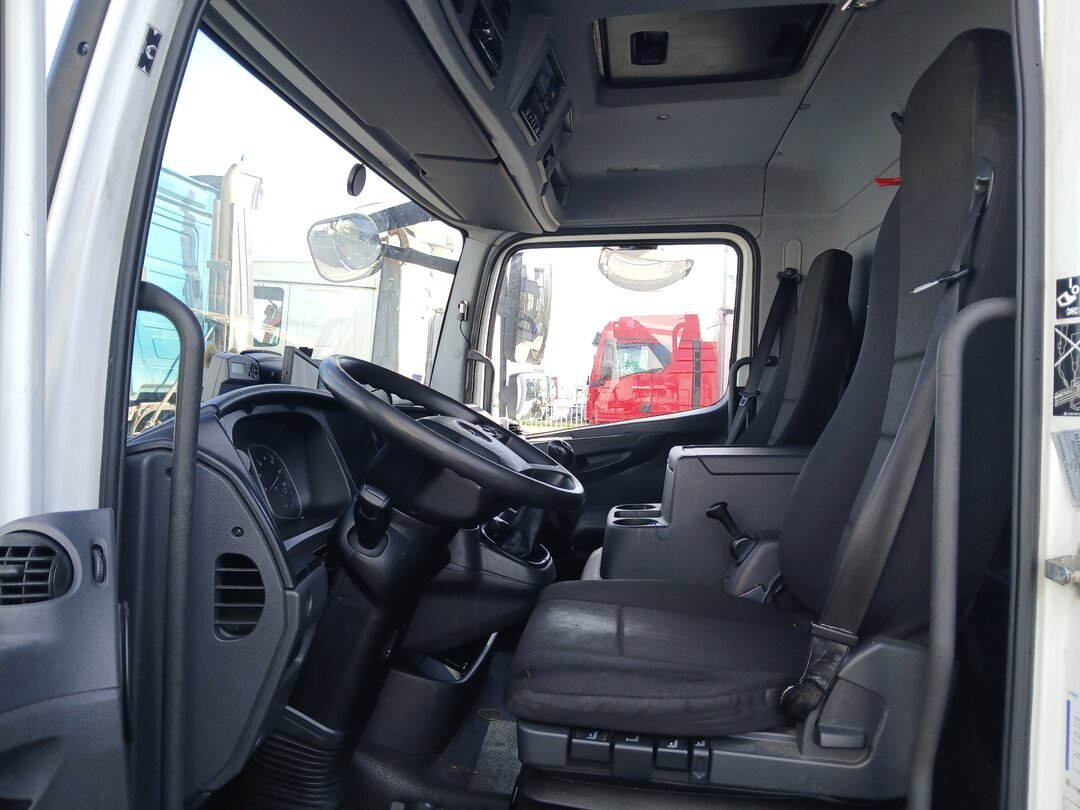 Mercedes Atego 1221 Refrigerated Truck Cruise Control Classic Space Taillift – foto 6 – kavel bij BAS World Auctions, Veghel