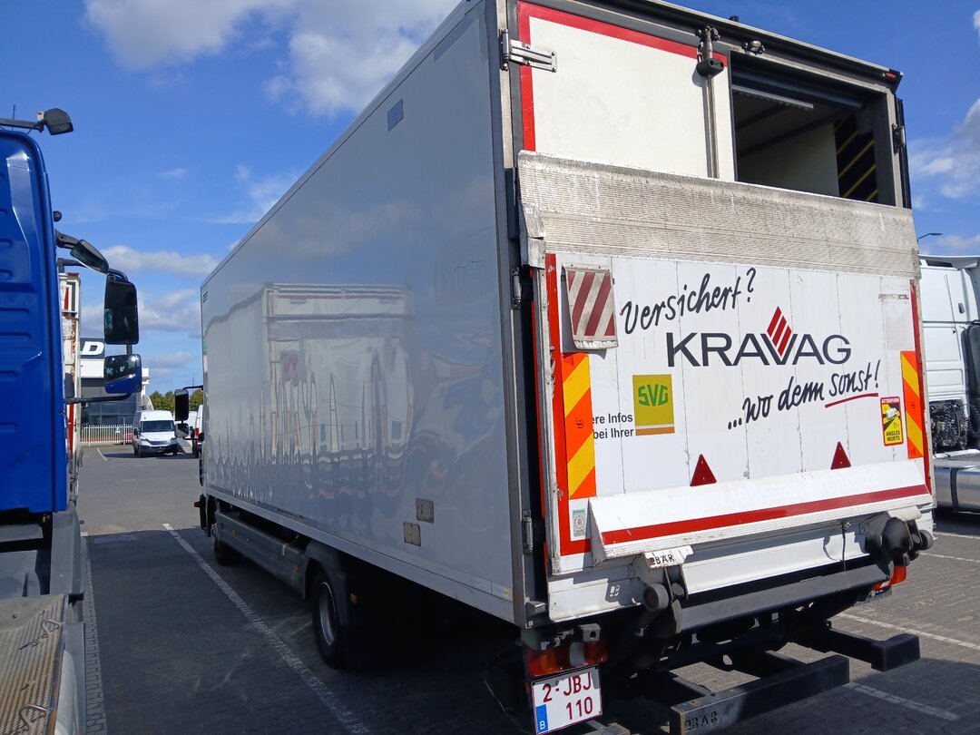 Mercedes Atego 1221 Refrigerated Truck Cruise Control Classic Space Taillift – foto 4 – kavel bij BAS World Auctions, Veghel